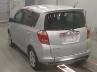 Toyota RACTIS лот № 30405 оценка 3.5  с аукциона в Японии 5