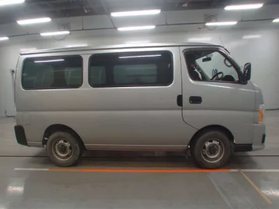 Nissan CARAVAN VAN  с аукциона в Японии