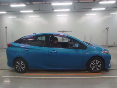 Toyota PRIUS PHV