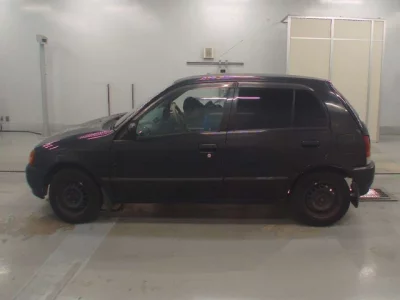 Toyota STARLET  с аукциона в Японии