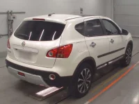 Nissan DUALIS лот № 10232 оценка 4  с аукциона в Японии 1