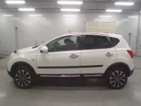 Nissan DUALIS лот № 10232 оценка 4  с аукциона в Японии 3