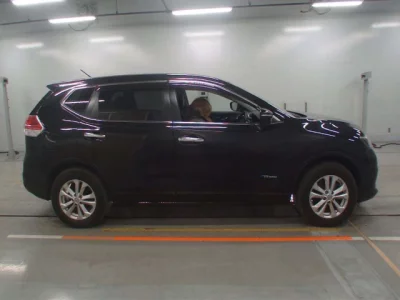 Nissan X-TRAIL  с аукциона в Японии