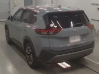 Nissan X-TRAIL лот № 90051 оценка 4  с аукциона в Японии 5