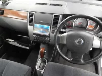 Nissan TIIDA LATIO лот № 10278 оценка 3.5  с аукциона в Японии 8