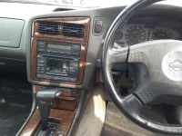 Nissan STAGEA лот № 40153 оценка 3.5  с аукциона в Японии 8
