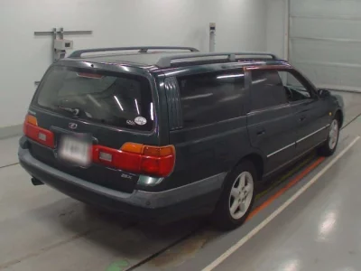 Nissan STAGEA
