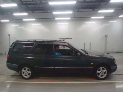 Nissan STAGEA