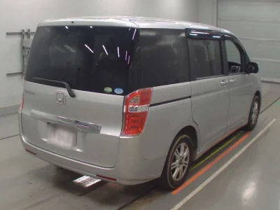 Honda STEP WAGON  с аукциона в Японии