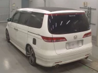 Honda ELYSION лот № 30391 оценка 3  с аукциона в Японии 5