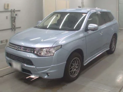Mitsubishi OUTLANDER PHEV