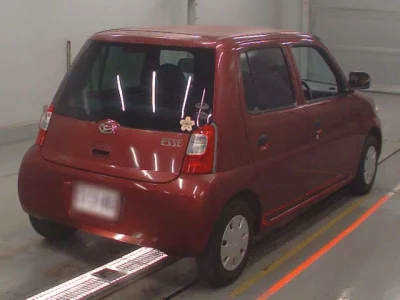 Daihatsu Esse