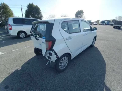 Daihatsu MIRA E S