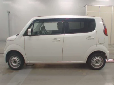 Suzuki MRWAGON