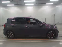 Volkswagen GOLF лот № 38122 оценка 5  с аукциона в Японии 2