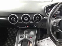 Audi TT лот № 38146 оценка 3.5  с аукциона в Японии 8