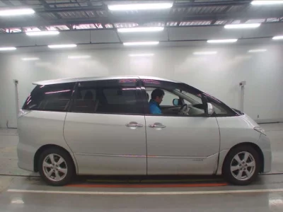 Toyota ESTIMA HYBRID