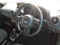 Audi A1 лот № 38168 оценка 4.5  с аукциона в Японии 6