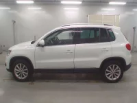 Volkswagen TIGUAN лот № 38160 оценка 3.5  с аукциона в Японии 3