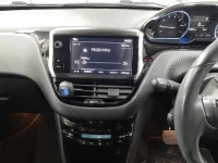 Peugeot 2008 лот № 50077 оценка 3.5  с аукциона в Японии 8