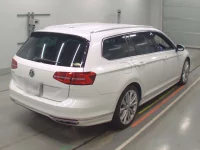 Volkswagen PASSAT VARIANT лот № 38164 оценка 4.5  с аукциона в Японии 1