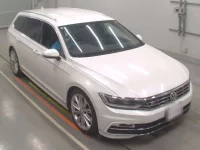 Volkswagen PASSAT VARIANT лот № 38164 оценка 4.5  с аукциона в Японии 4