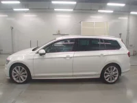 Volkswagen PASSAT VARIANT лот № 38164 оценка 4.5  с аукциона в Японии 3