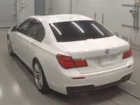 BMW 7-Series лот № 38144 оценка 4  с аукциона в Японии 5