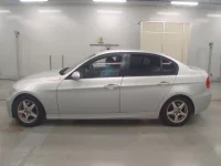 BMW 3-Series лот № 38171 оценка 3.5  с аукциона в Японии 3