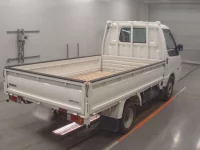 Mazda BONGO лот № 10387 оценка 3.5  с аукциона в Японии 1