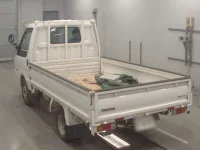 Mazda BONGO лот № 10387 оценка 3.5  с аукциона в Японии 5