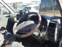 Mazda BONGO лот № 10387 оценка 3.5  с аукциона в Японии 6