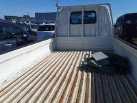 Mazda BONGO лот № 10387 оценка 3.5  с аукциона в Японии 9