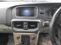 Volvo V40 лот № 38151 оценка 4  с аукциона в Японии 8