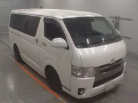 Toyota HIACE VAN лот № 30616 оценка 3.5  с аукциона в Японии 4
