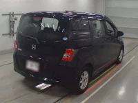 Honda FREED лот № 30507 оценка 4  с аукциона в Японии 1