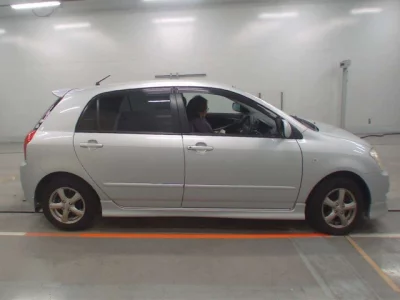 Toyota COROLLA RUNX