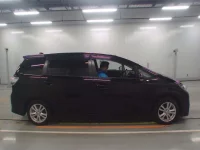 Toyota WISH лот № 30491 оценка 3.5  с аукциона в Японии 2