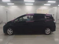 Toyota WISH лот № 30491 оценка 3.5  с аукциона в Японии 3