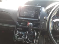 Toyota NOAH лот № 30600 оценка 4  с аукциона в Японии 8