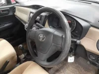 Toyota COROLLA AXIO лот № 30552 оценка 4  с аукциона в Японии 6