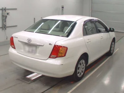 Toyota COROLLA AXIO  с аукциона в Японии