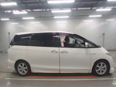 Toyota ESTIMA HYBRID