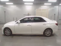 Toyota MARK X лот № 30540 оценка 3.5  с аукциона в Японии 3