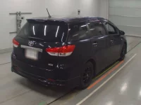 Toyota WISH лот № 30689 оценка R  с аукциона в Японии 1