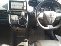 Toyota WISH лот № 30689 оценка R  с аукциона в Японии 8