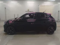 Peugeot 208 лот № 38157 оценка R  с аукциона в Японии 3