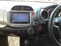 Honda FIT лот № 30556 оценка 4  с аукциона в Японии 7