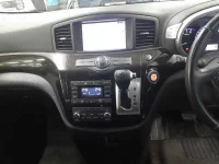 Nissan ELGRAND лот № 10364 оценка 3.5  с аукциона в Японии 8