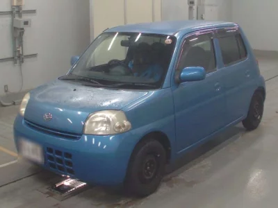 Daihatsu Esse